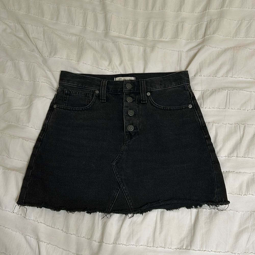 Madewell black denim rigid denim A-line skirt size 25